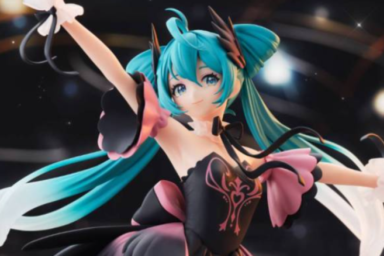 Divulgada nova figura da Hatsune Miku como bailarina do Lago dos Cisnes (Cisne Negro)